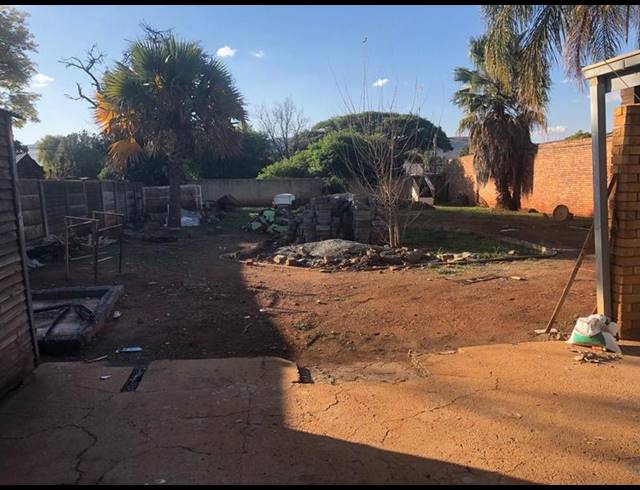 4 BEDROOM HOUSE FOR SALE IN BOOYSENS